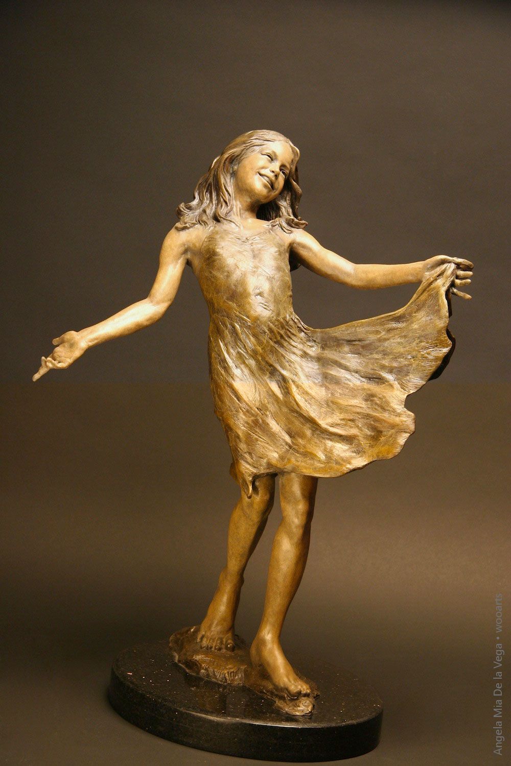 Angela Mia De la Vega Sculpture